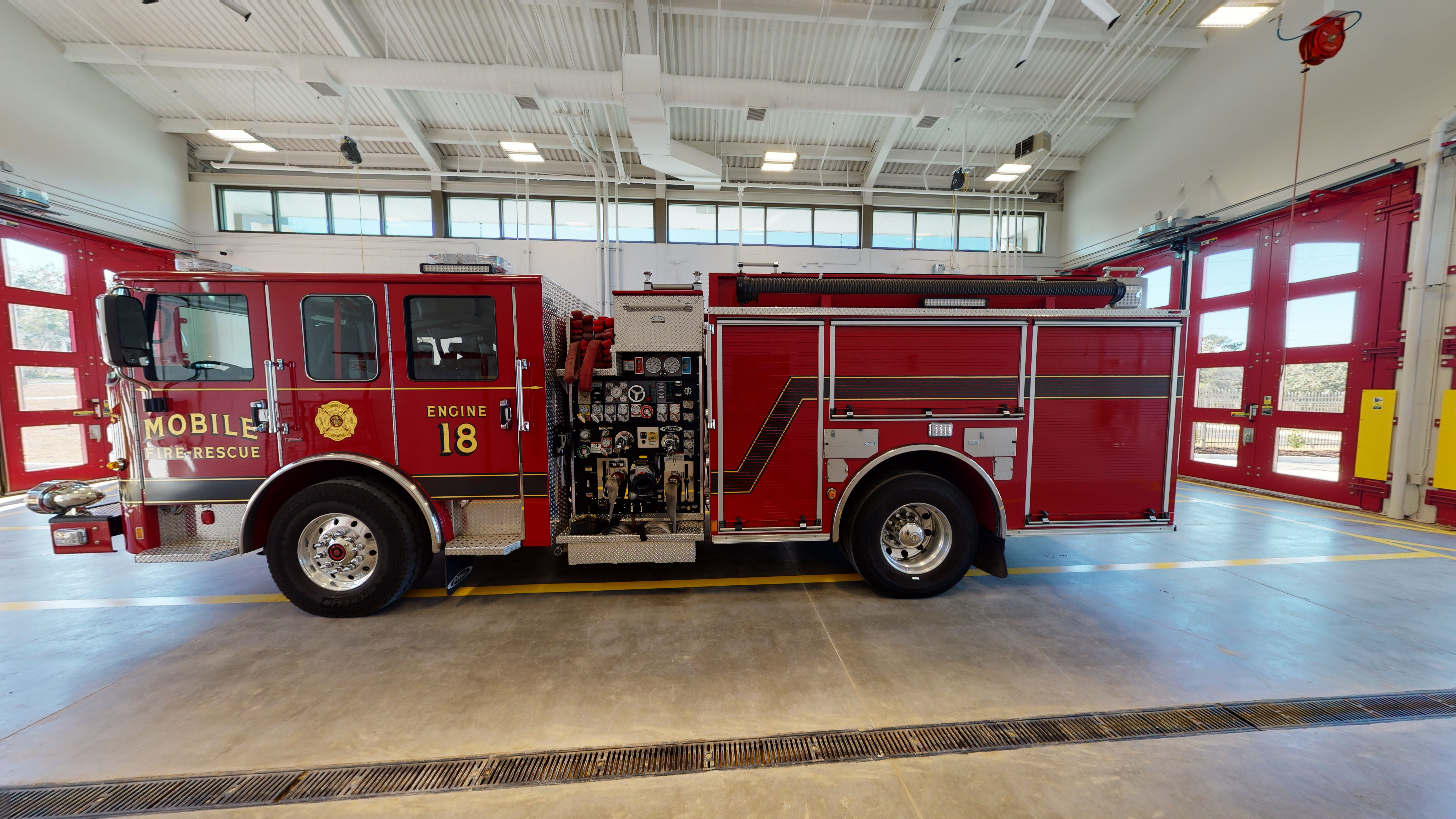 Mobile-Fire-Rescue-Engine-18-06182021_140742