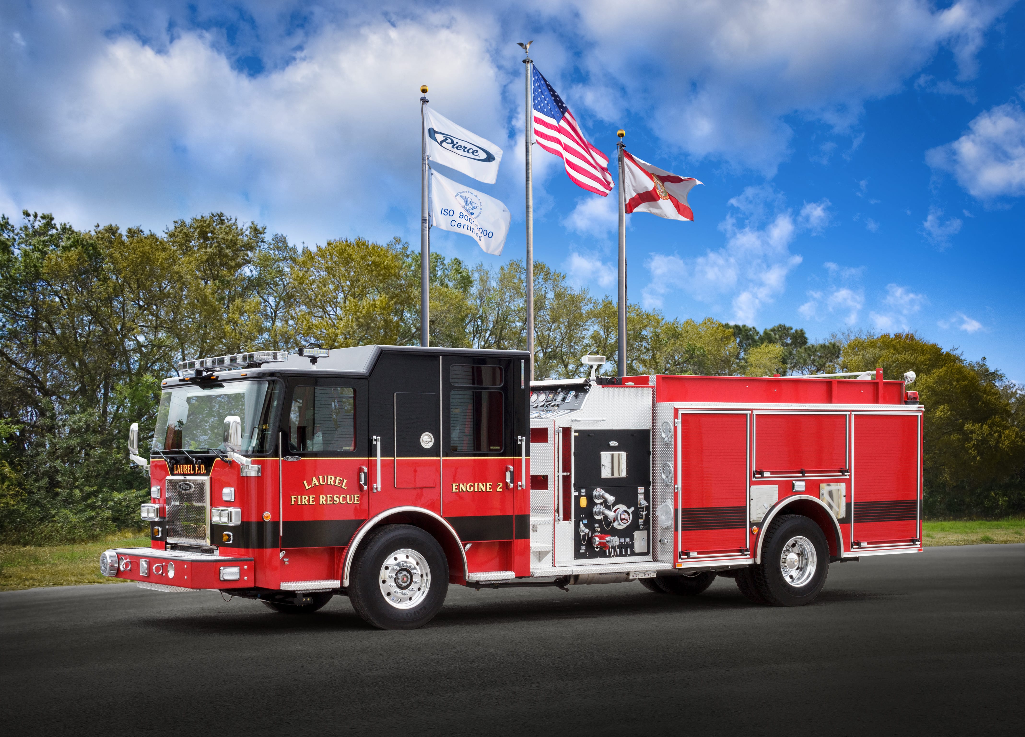 Pierce Saber Custom Pumper to Laurel Fire Department - Emergency