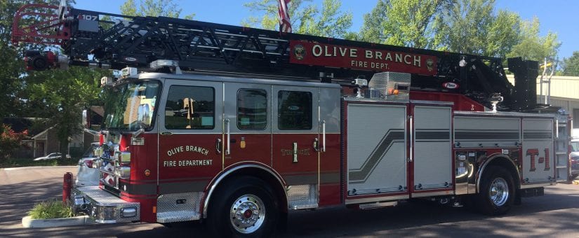 Pierce Enforcer 107′ Ascendant Aerial to Olive Branch Fire Department