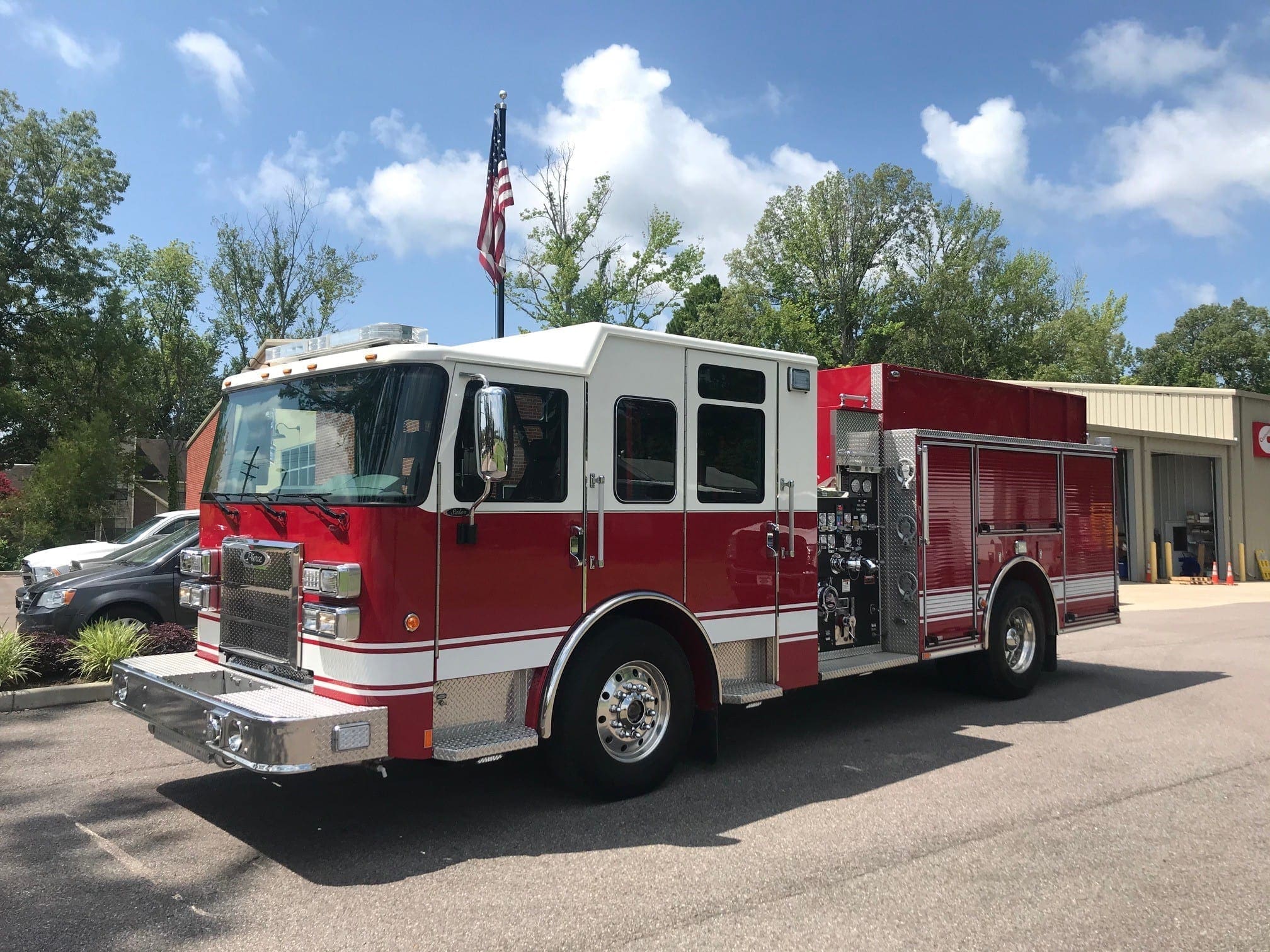 Pierce Saber Custom Pumper - Emergency Equipment - EEP