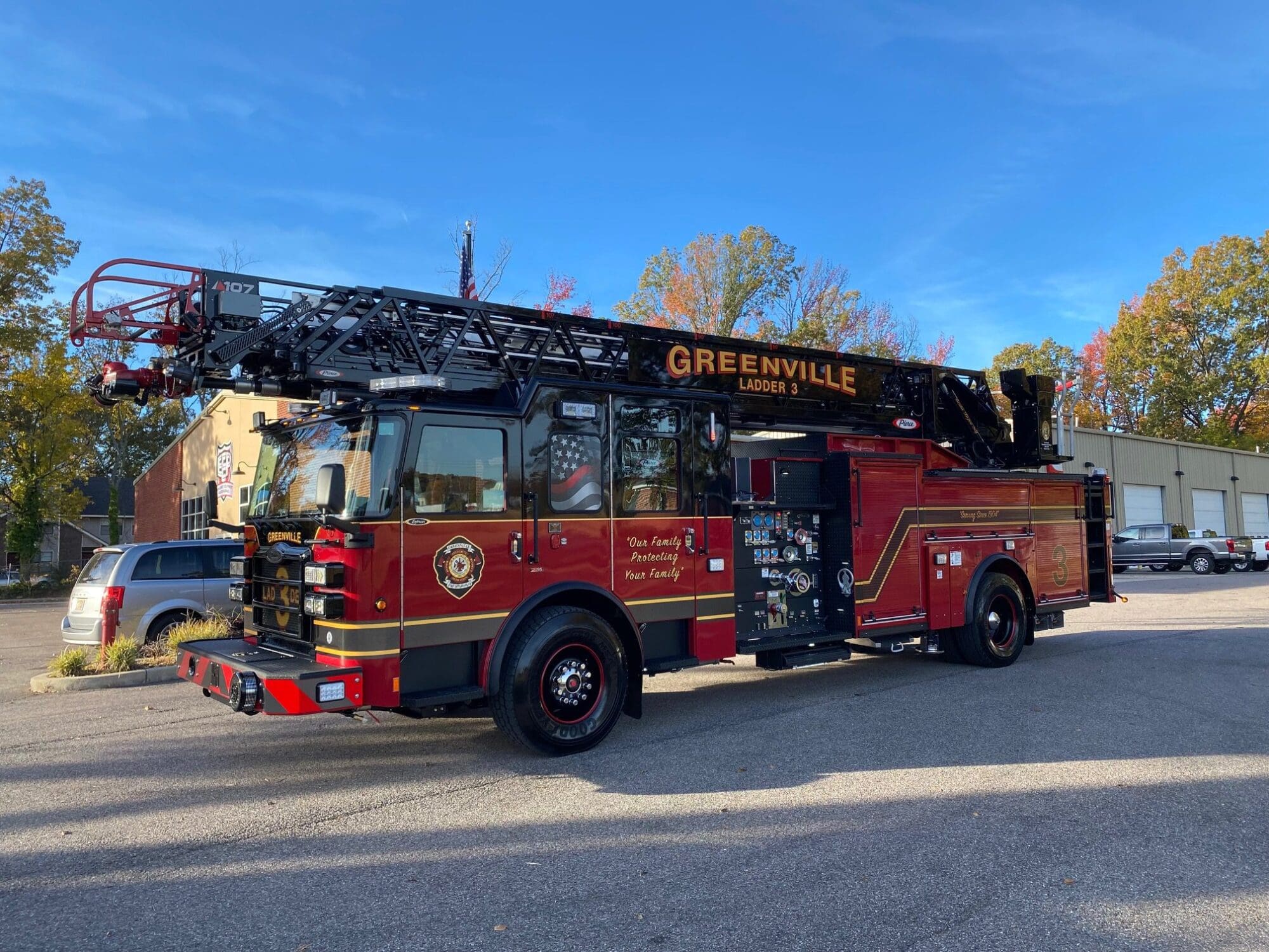 Pierce Enforcer 107' Ascendant Aerial To Greenville Fire Department ...