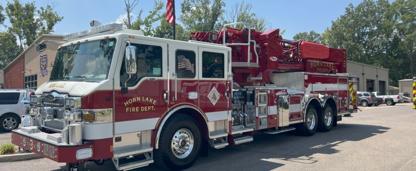Pierce Velocity 100′ Ascendant Aerial Tower to Horn Lake Fire Department