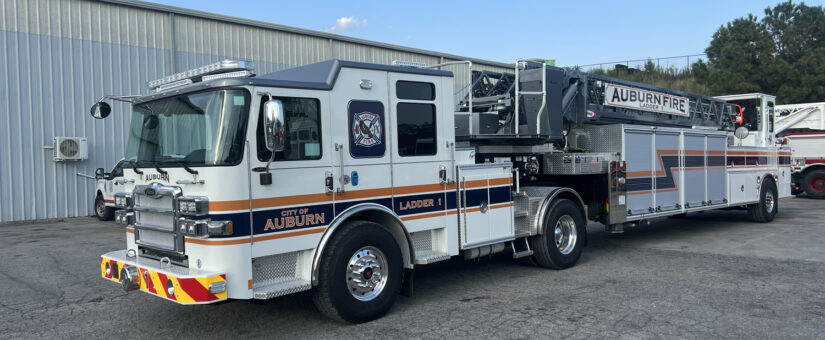 Pierce Enforcer 107′ Ascendant Tiller to Auburn Fire Department