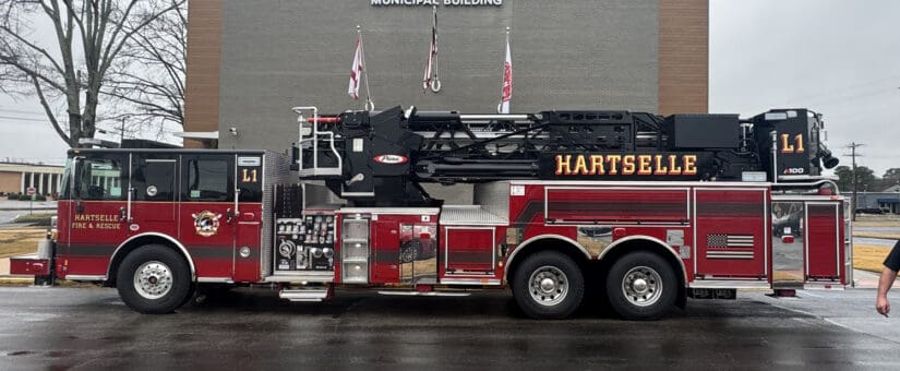 Pierce Velocity 100′ Ascendant Aerial Tower to Hartselle Fire Department